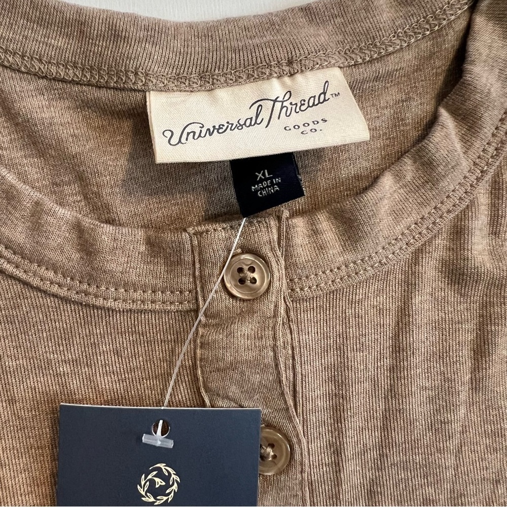 NWT Universal Thread Women's Long Sleeve Henley Shirt-Heather Taupe L - Picture 7 of 8